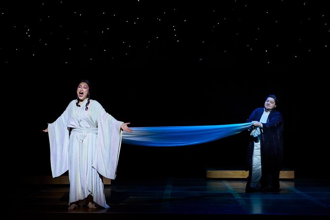 Opera Tickets: Madama Butterfly at Sydney Opera House - Inside the theatre: surtitles, sound, and staging