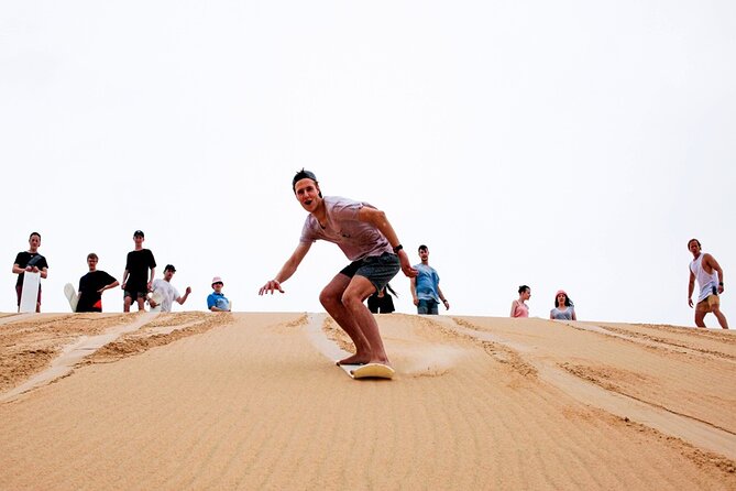Port Stephens Unlimited Sandboarding and Sand Surfing - The shade, tables, and chairs matter