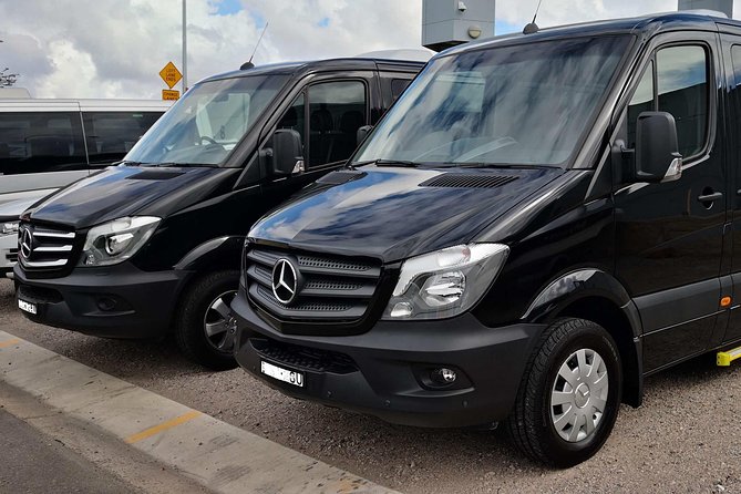 Premium Private Transfer FROM Sydney Airport to Sydney CBD/Downtown 1-11 people - Key points for your Sydney arrival