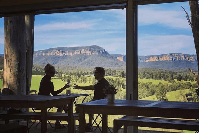 Private Blue Mountains and Winery Day-Trip from Sydney - A private route from Sydney to the Blue Mountains