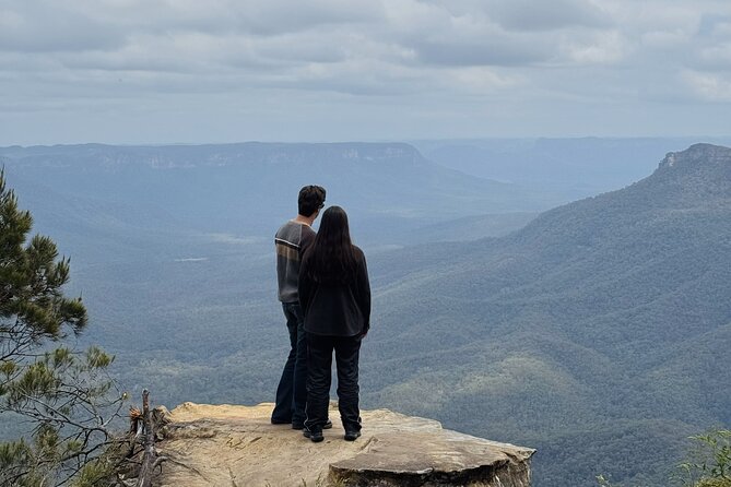 PRIVATE Blue Mountains Scenic World Wentworth Falls & Cruise Tour - The drive from Leura to Katoomba
