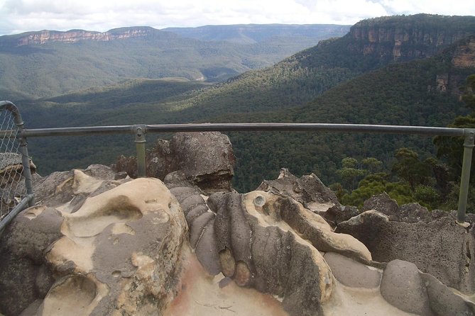 PRIVATE Blue Mountains Tour with Expert Guide - Leura offers a gentler stop between lookouts
