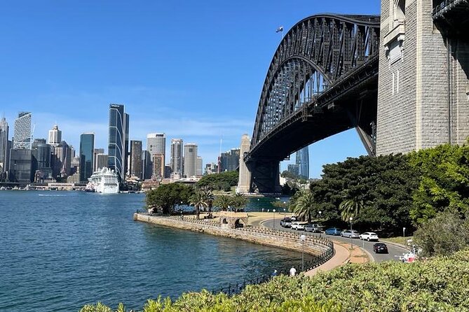 Private City Tour: Best of Sydney - Walking the Harbour Bridge