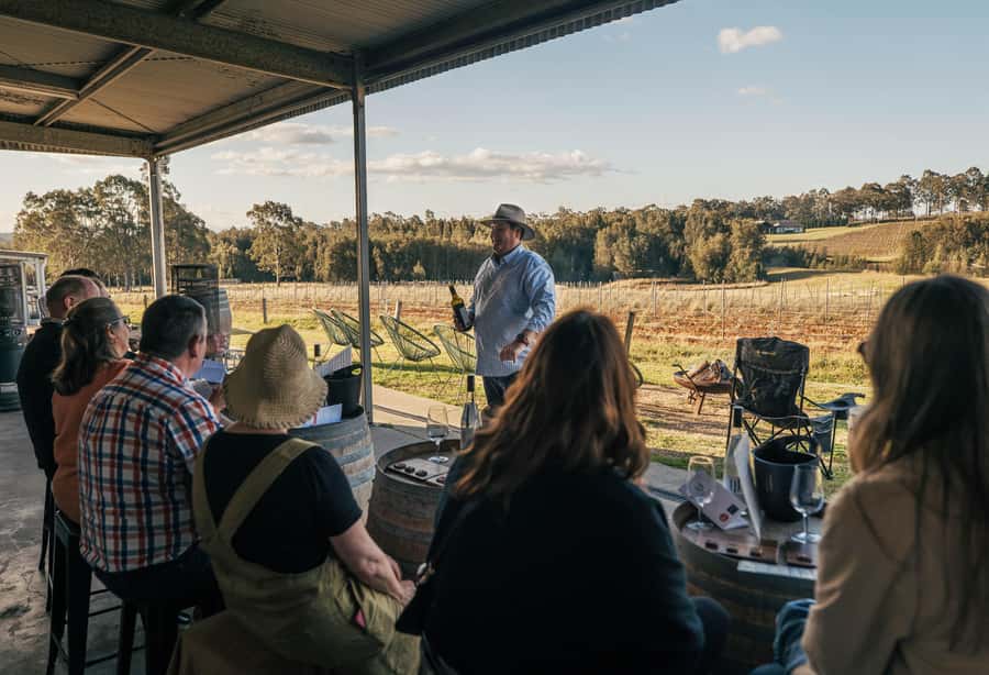 Private Hunter Valley Wine Tour Departing from Newcastle - Lunch at 4 Pines at the Farm
