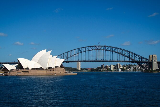 Private Luxury Tour: Sydney Sightseeing Experience - Centennial Park brings a quieter pause
