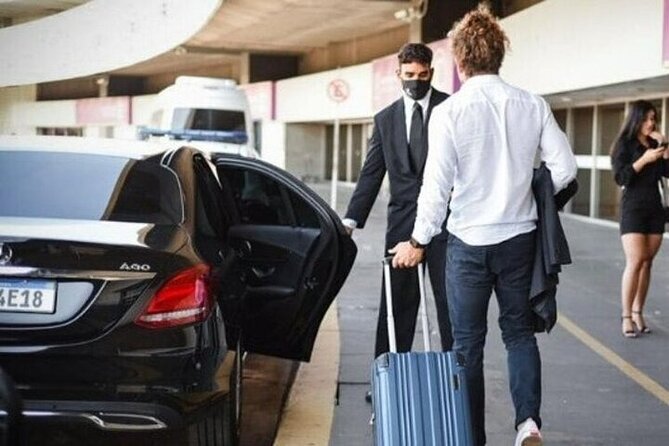 Private One-Way Airport Transfer from Sydney Airport to Sydney - The airport-to-city route in three simple stages
