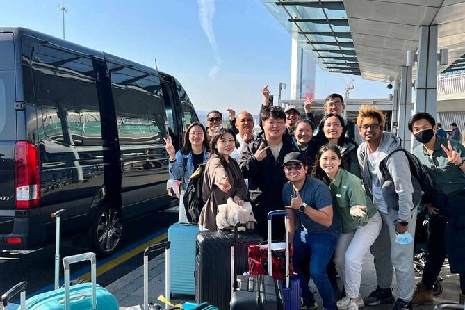 Private Sydney Airport-Sydney CBD, Sydney City, Cruise Terminal - A private ride built around Sydney’s awkward arrivals