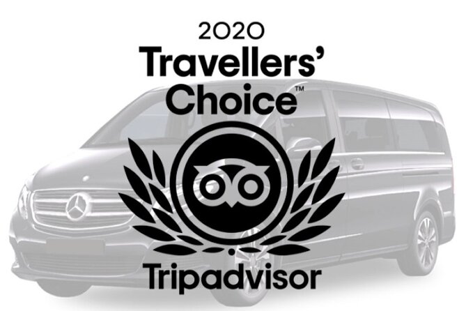 Private Transfer FROM Sydney Airport to Sydney CBD 1 to 5 people - Meeting your driver at Sydney Airport