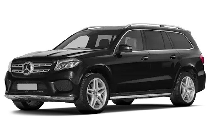 Private Transfer FROM Sydney Airport to Sydney CBD for 1 to 2 pax - Meeting Leonard, Joseph, Harry, or your assigned driver