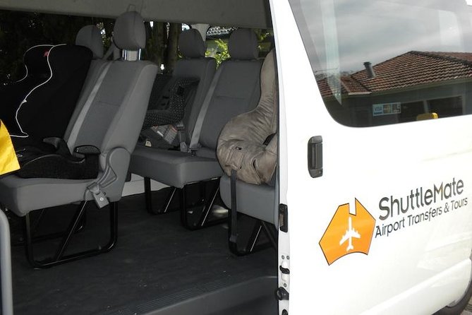Private Transfer FROM Sydney CBD to Sydney Airport 1 to 5 people - Pickup details in Sydney CBD