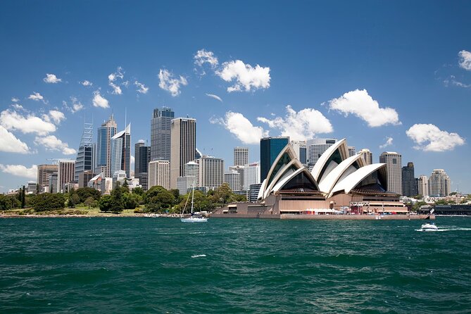 Private Transfer Sydney International Airport SYD to Sydney City - What happens after your international arrival