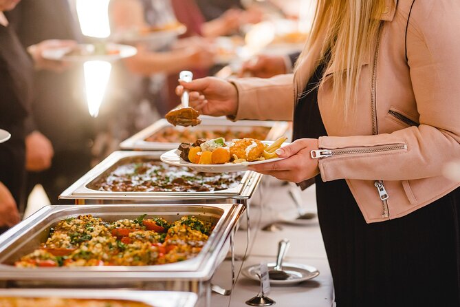 Relaxing 1.5-Hour Buffet Lunch Cruise on Sydney Harbour - Lunch with the Harbour Bridge as your backdrop