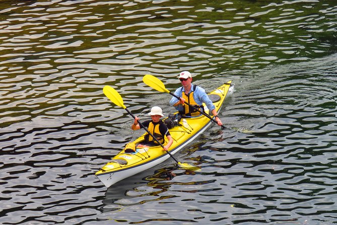 Self-Guided Sydney Middle Harbour Kayak 3 Hour Tour by Double Kayak - Getting comfortable in the deluxe double kayak