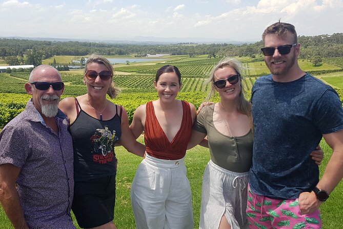 Small Group Hunter Valley Wine Tour + Lunch, Gin & Choc ex Sydney - Key points at a glance