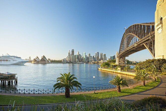 Small Group Tour Sydney City Highlights and Hidden Gems - Kings Cross and the eastern harbour suburbs