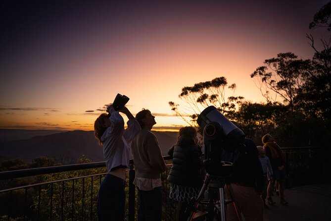Stargazing with an Astronomer in the Blue Mountains - Getting to Wentworth Falls Lookout Track