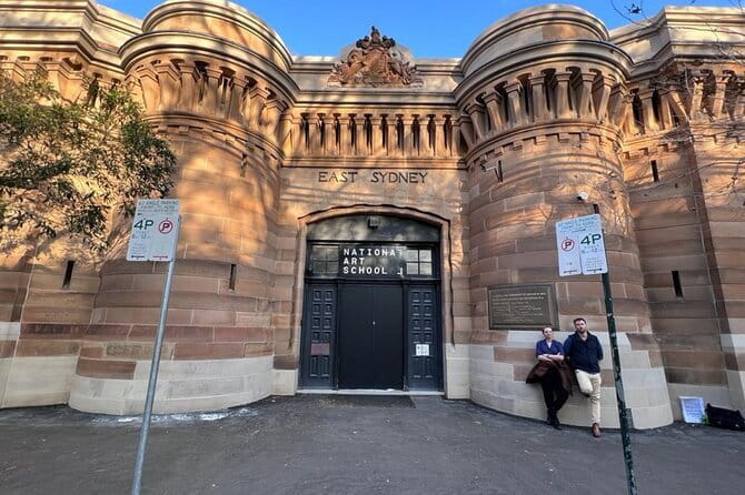 Surry Hills & Darlinghurst History Tour — Gangsters, Girls & Grog - Sydney’s underworld had two queens