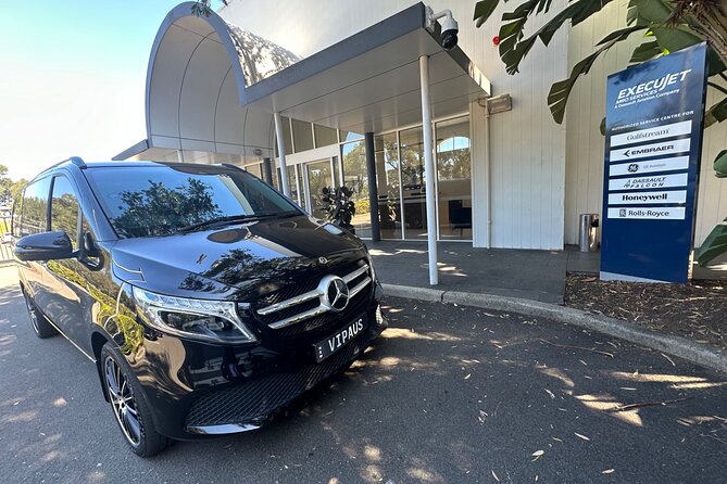 Sydney Airport Private Car Arrival Transfer - Handling flight delays and late-night arrivals