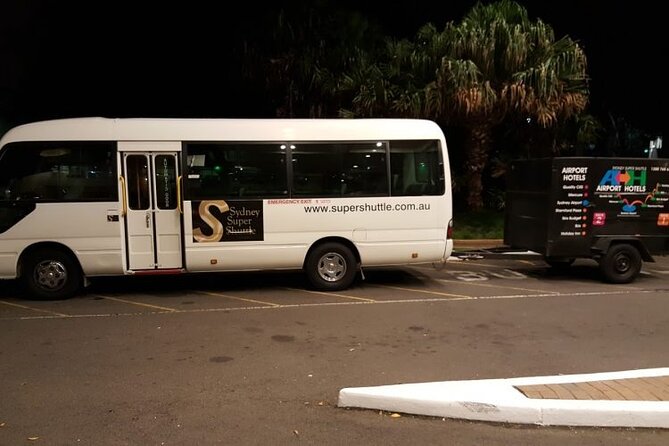 Sydney Airport to Sydney CBD shared ride seat in vehicle shuttle transfer - Finding the pickup point at the airport