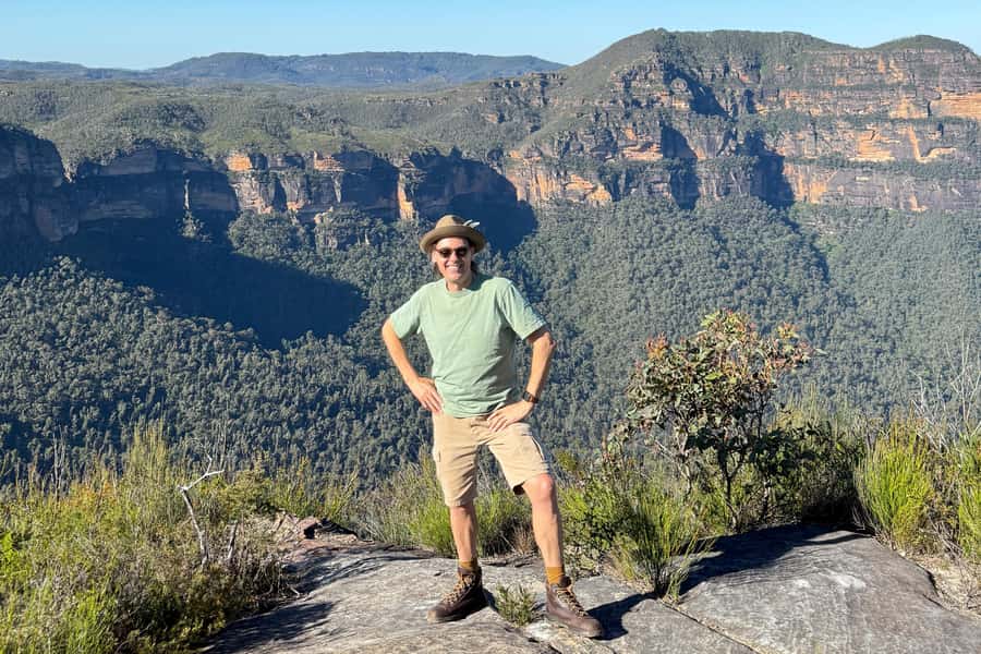 Sydney: Blue Mountains Kangaroos, Wilderness and Sunset Tour - Short walks on real park trails