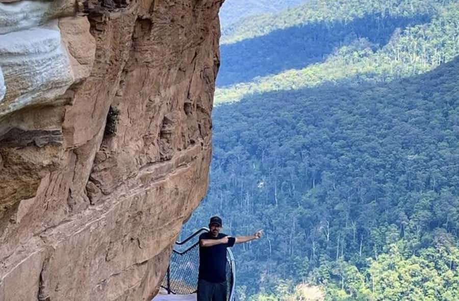 Sydney: Blue Mountains Tour with Scenic World & Lunch Option - Echo Point and the Three Sisters
