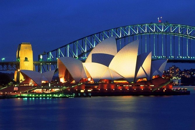 Sydney by Night | Private Luxury Night Tour | 3 Hour Tour | Includes Supper - Key points at a glance
