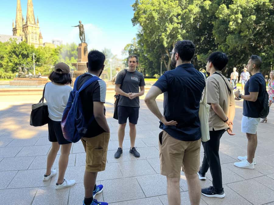 Sydney: City & The Rocks 3.5-Hour Walking Tour with a Drink - Why this is a useful first look at Sydney
