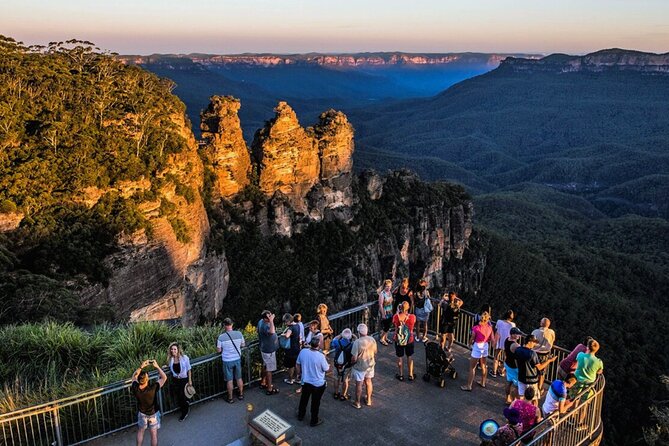 Sydney Combo: Morning Sightseeing to Bondi & Harbour Lunch Cruise - Centennial Park and the Paddington drive