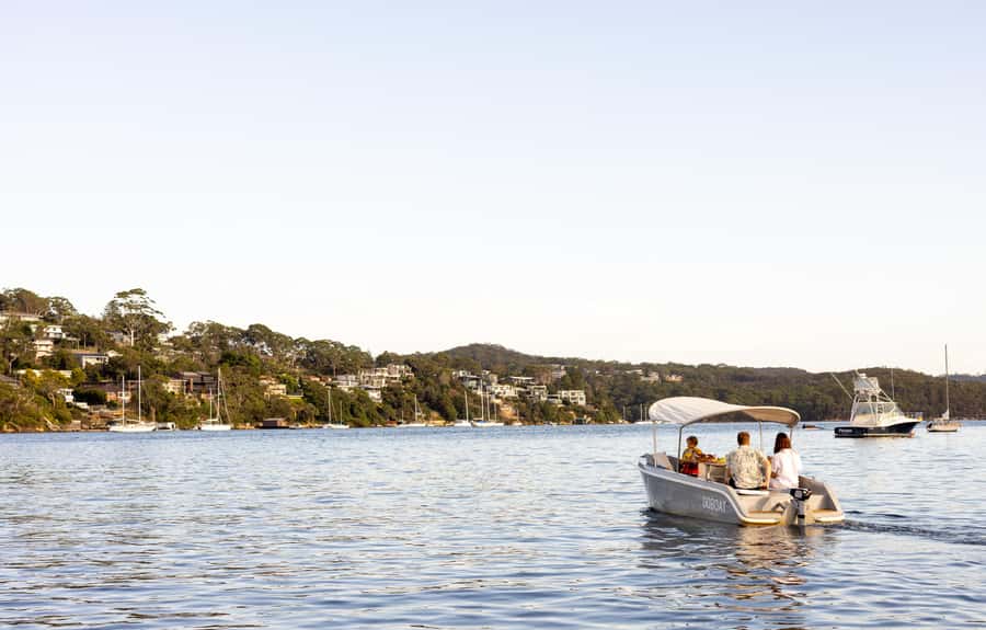 Sydney: Electric Boat Rental from The Spit, Mosman - Key points at a glance