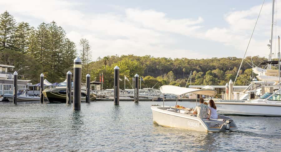 Sydney: Electric Boat Rental from The Spit, Mosman - Taking the controls for the first time
