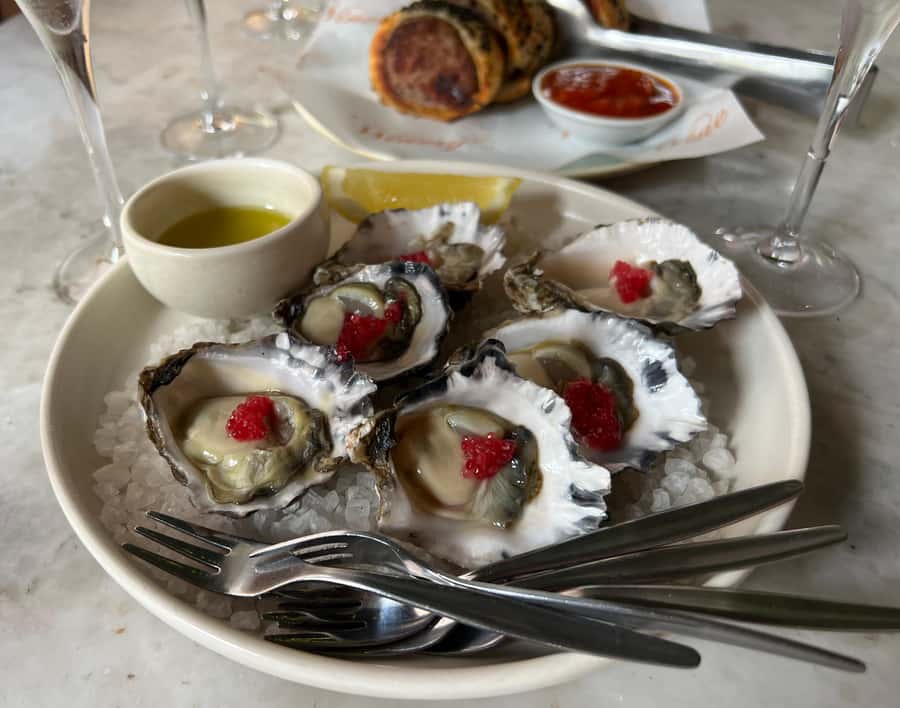 Sydney: Food Tour in Surry Hills with 8 Local Food Tastings - What the Guides Add to the Food