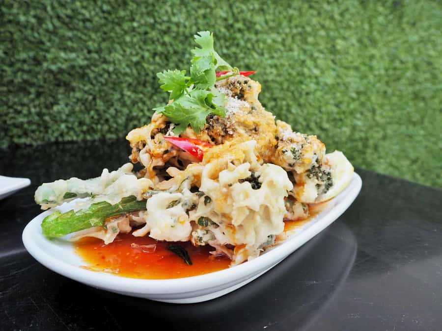 Sydney: Food Tour in Surry Hills with 8 Local Food Tastings - Meeting at Oxford Street