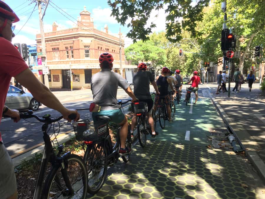 Sydney: Guided Harbour E-Bike Tour - Mrs Macquarie’s Road and Sydney’s classic view