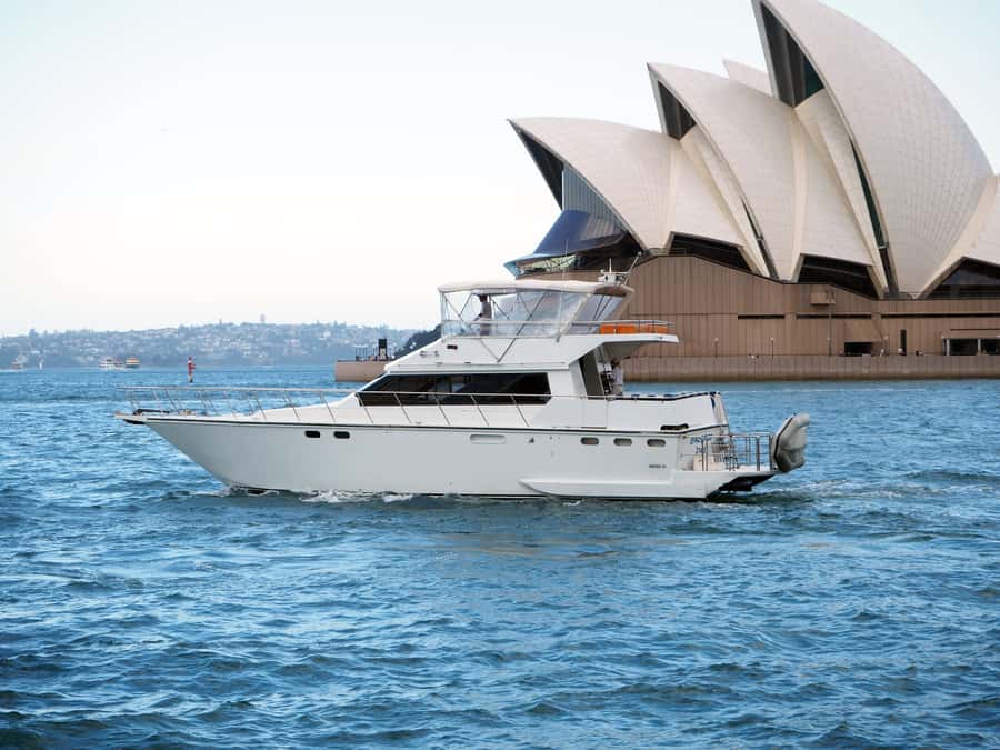 Sydney Harbour: 2-Hour Morning Yacht Cruise with Morning Tea - Why a small yacht changes the Sydney Harbour experience