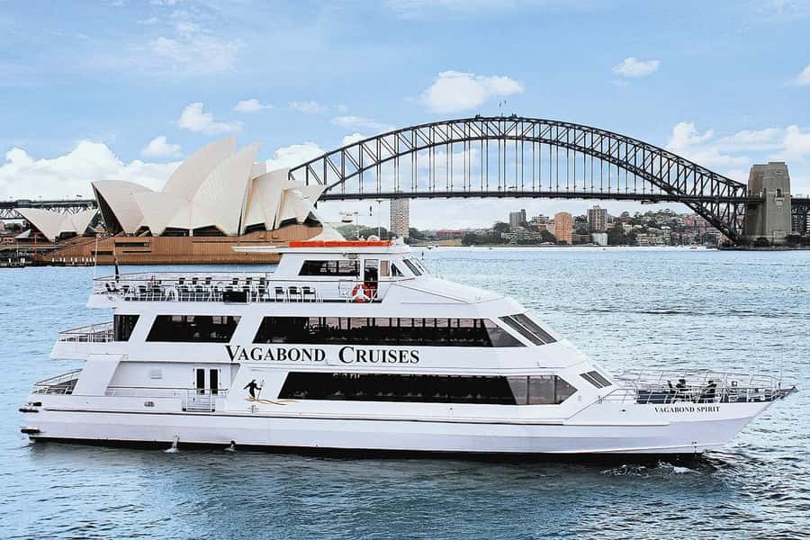 Sydney Harbour: 3-Hour Lunch Cruise with Live Music - A slow afternoon on Sydney Harbour