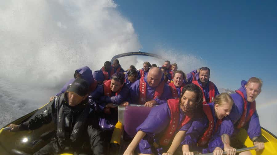 Sydney Harbour: 45-Minute Extreme Adrenaline Rush Ride - Seeing Sydney Harbour at speed
