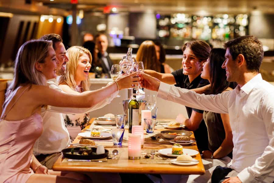 Sydney: Harbour Dinner Cruise with 3, 4 or 6-Course Menu - The six-course Penfolds dinner