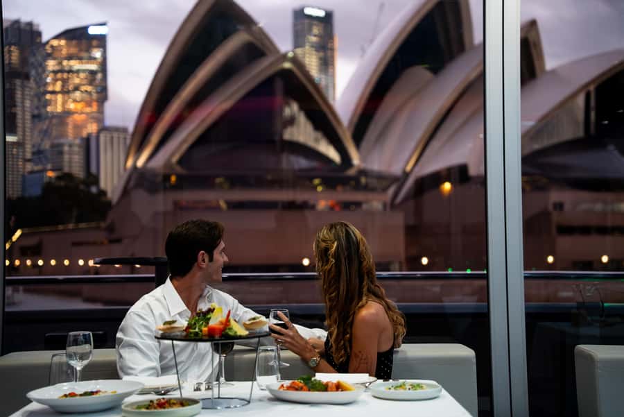 Sydney Harbour: Glass Boat Signature Dinner Cruise - What this Sydney Harbour dinner cruise is really like