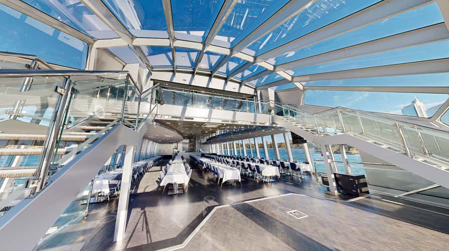 Sydney Harbour Lunch Cruise: 360° Glass Boat Views & Buffet - Drinks, service timing, and what to budget for