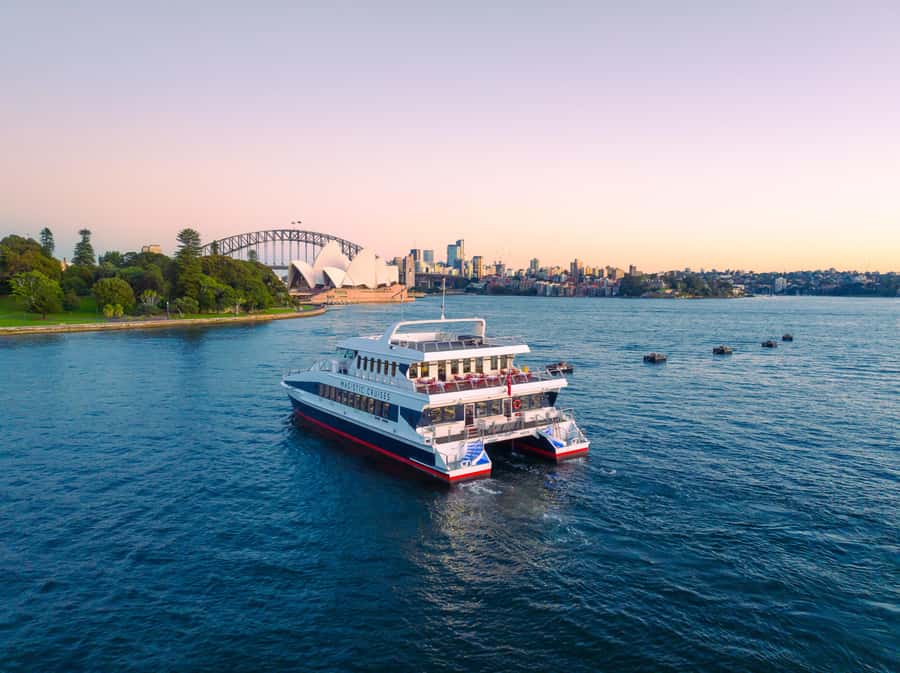 Sydney Harbour Sightseeing Cruise with Live Commentary - Key points to know