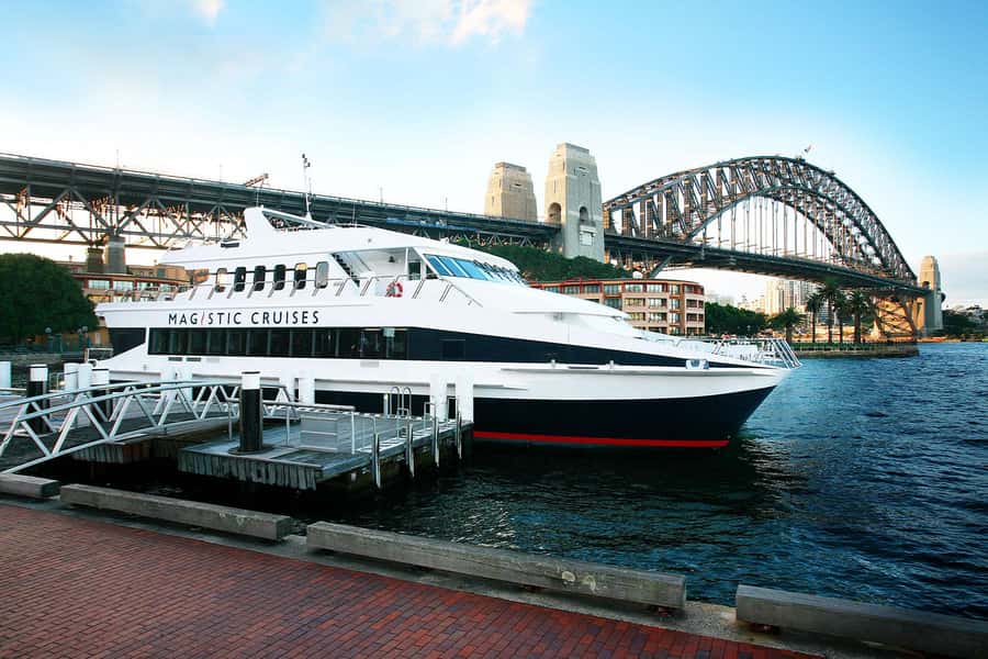 Sydney Harbour Sightseeing Cruise with Live Commentary - Fort Denison, Woolloomooloo Bay, and Rose Bay