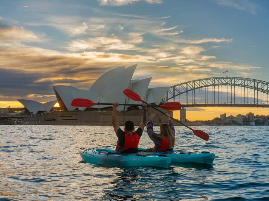 Sydney: Harbour Sunrise Kayak Tour - Paddling toward the Opera House and Harbour Bridge