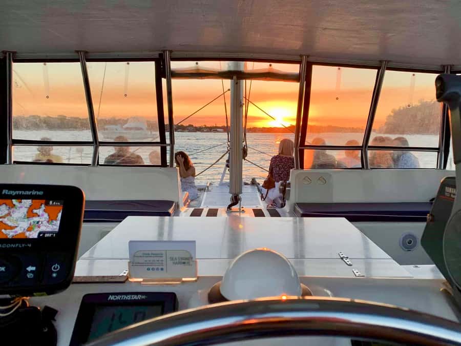 Sydney Harbour: Sunset Catamaran Cruise - Who should book this cruise?