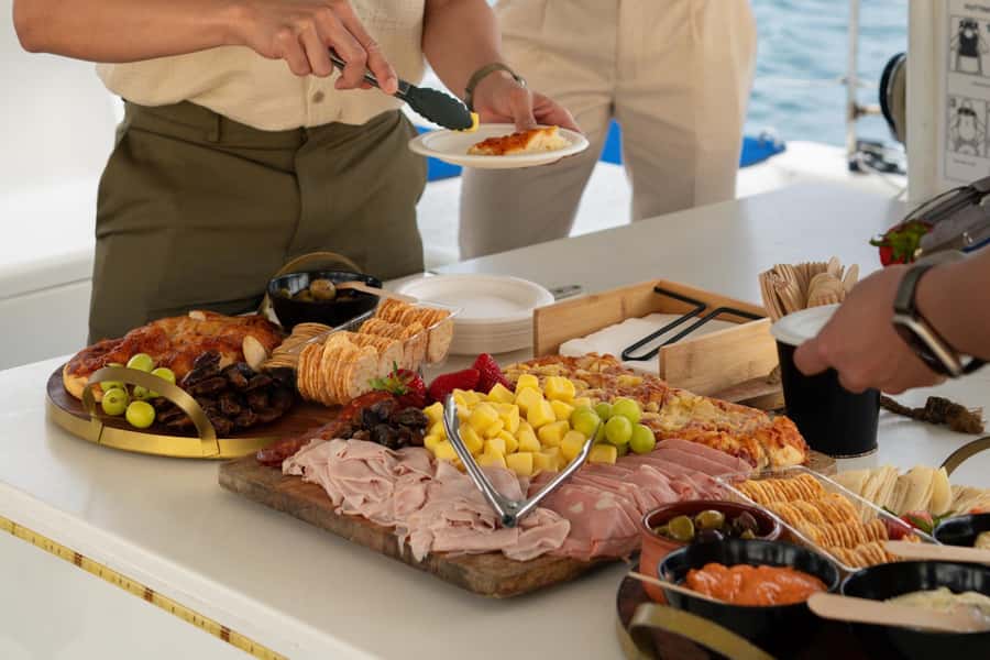 Sydney Harbour: Sunset Catamaran Cruise - Should you book the Sydney sunset catamaran cruise?