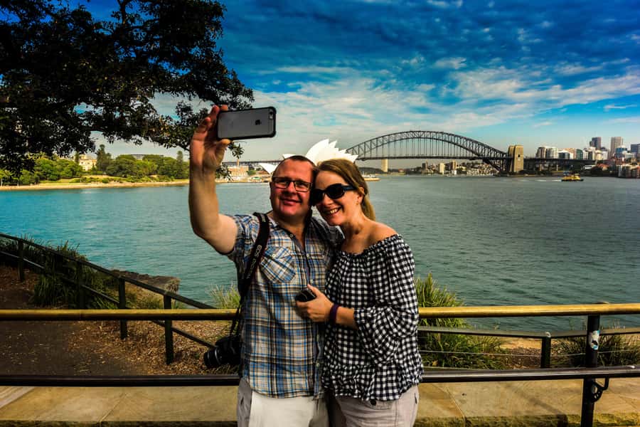 Sydney Harbour to Bondi: Small Group Half–Day Experience - Paddington and Oxford Street