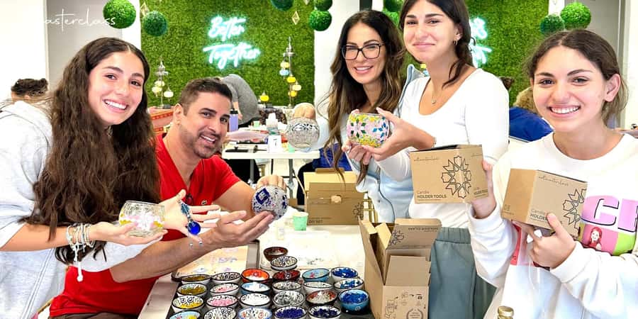 Sydney: Mosaic Art Classes - Turkish Lamp Workshop - A calm class with room for concentration