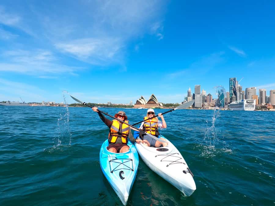 Sydney: Opera & Harbour Bridge Small-Group Kayak Tour - Lavender Bay to the Harbour Bridge