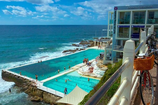 Sydney Private Day Tours | See Sydney in Style | 8 Hour Luxury Private Tour - Elizabeth Bay, Kings Cross, and old Sydney houses