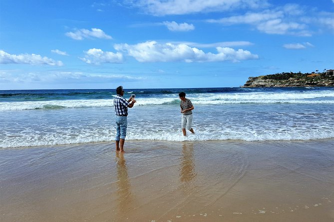 Sydney Private Day Tours | See Sydney in Style | 8 Hour Luxury Private Tour - Kirribilli Wharf, Dawes Point, and The Rocks