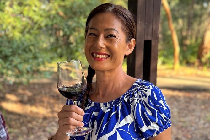 Sydney: Private Wine tour - Hunter Valley & Wollombi Valley - Undercliff Winery keeps the afternoon small and local